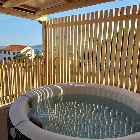 Lejlighed Tiny House Lily With Jacuzzi Sveti Filip i Jakov