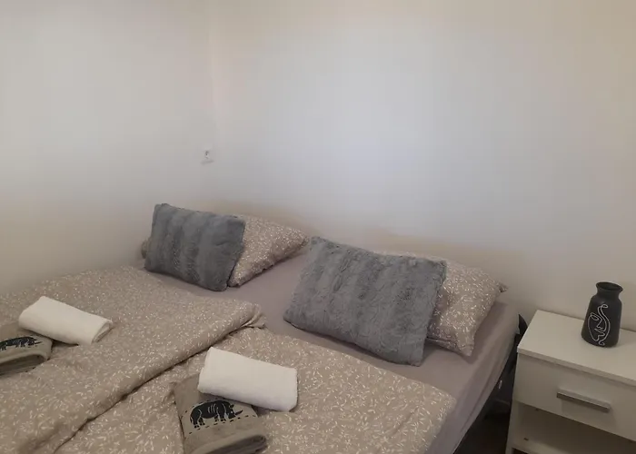 Apartament Tiny House Lily With Jacuzzi Sveti Filip i Jakov