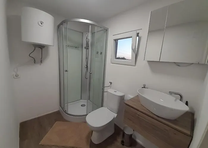 Tiny House Lily With Jacuzzi Sveti Filip i Jakov